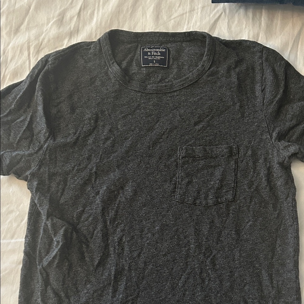 Abercrombie & Fitch Charcoal Short Sleeve Tee